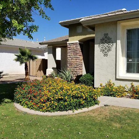 Phoenix Home Near Freeways And Airport 外观 照片