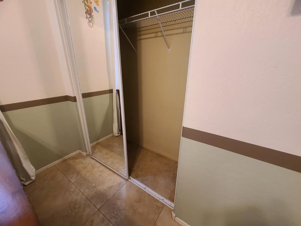 Phoenix Home Near Freeways And Airport 外观 照片